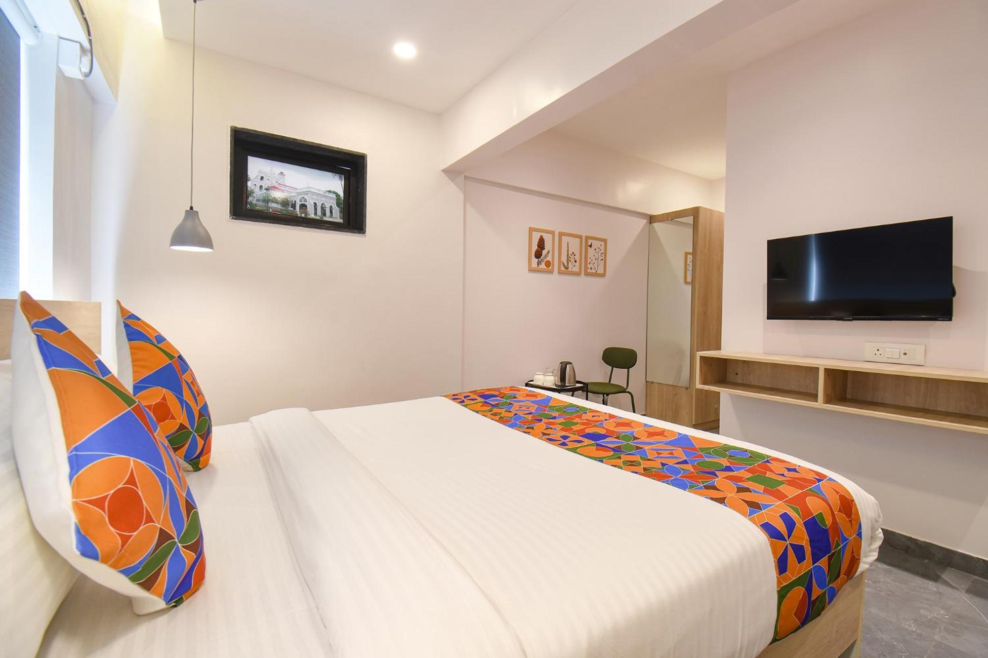 Fabhotel Olive Suite Πούνε Εξωτερικό φωτογραφία