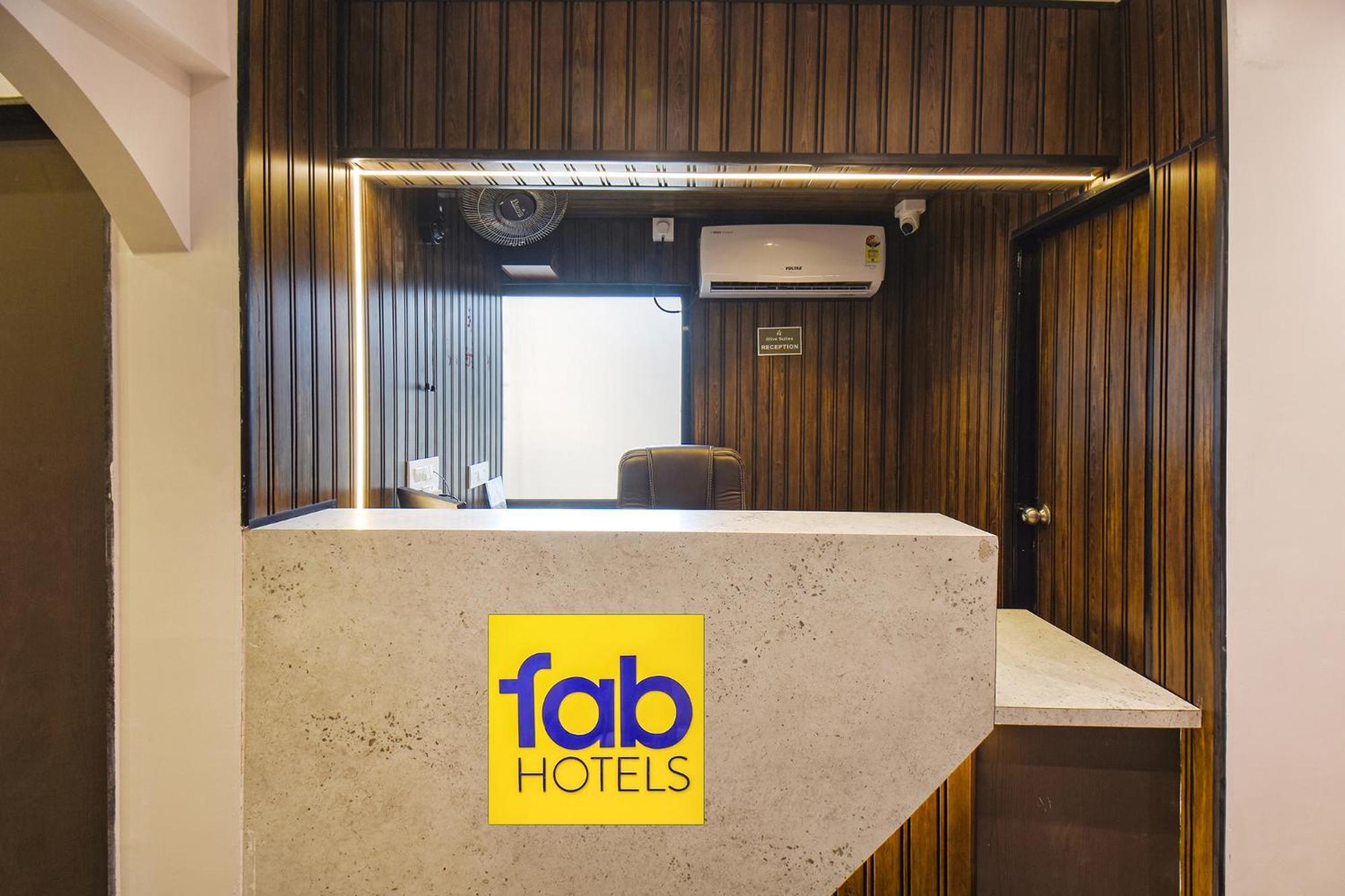 Fabhotel Olive Suite Πούνε Εξωτερικό φωτογραφία