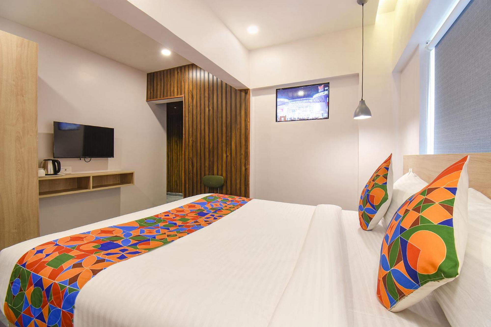 Fabhotel Olive Suite Πούνε Εξωτερικό φωτογραφία