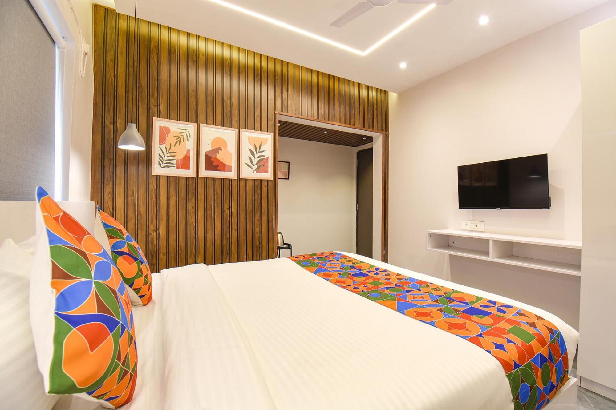 Fabhotel Olive Suite Πούνε Εξωτερικό φωτογραφία